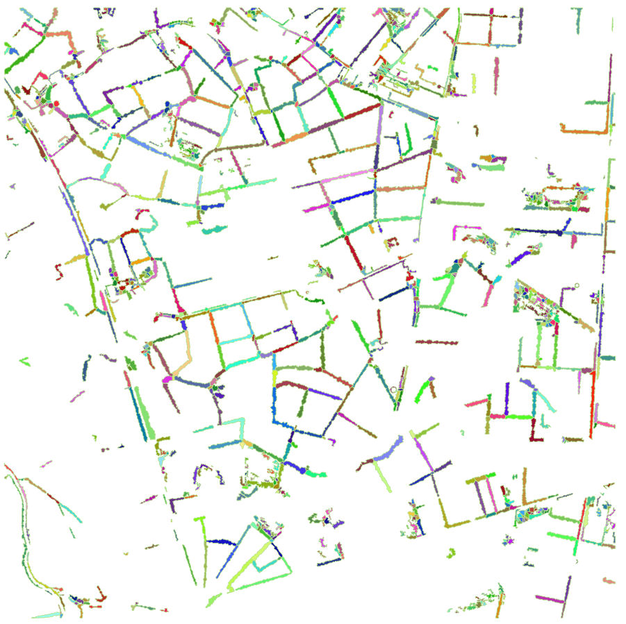 Nouvelle couche de polygones de haies redécoupés selon la structure arc-noeud.